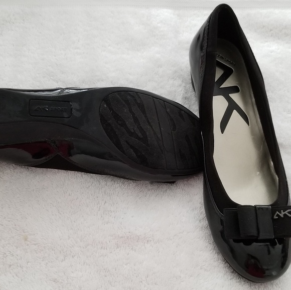 Shoes - Picture 1 of 1